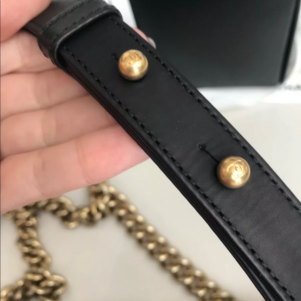 SOLD 🔥Authentic CHANEL Beautiful BOY calfskin bag - Picture 6 of 8
